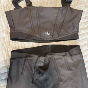 ALO Yoga Brown Sports Bra and Leggings Set